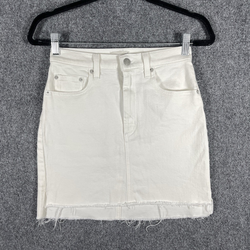 Aritzia Wildred Free Denim Cut Off Skirt Above Knee White Size 4 Preppy Casual